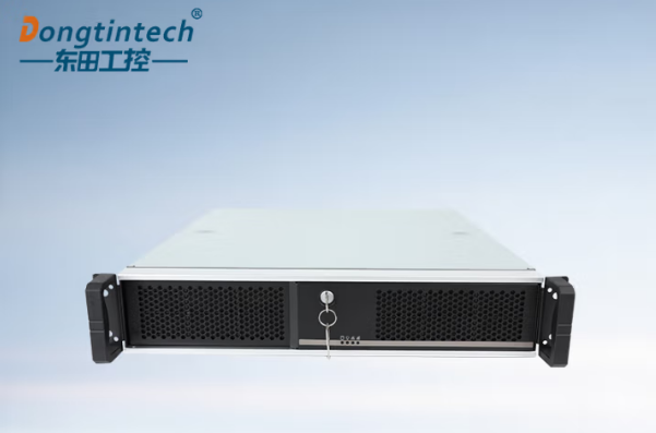 東田國產(chǎn)化2U工控機.png