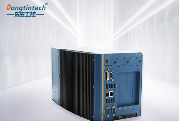 東田嵌入式工控機(jī).png